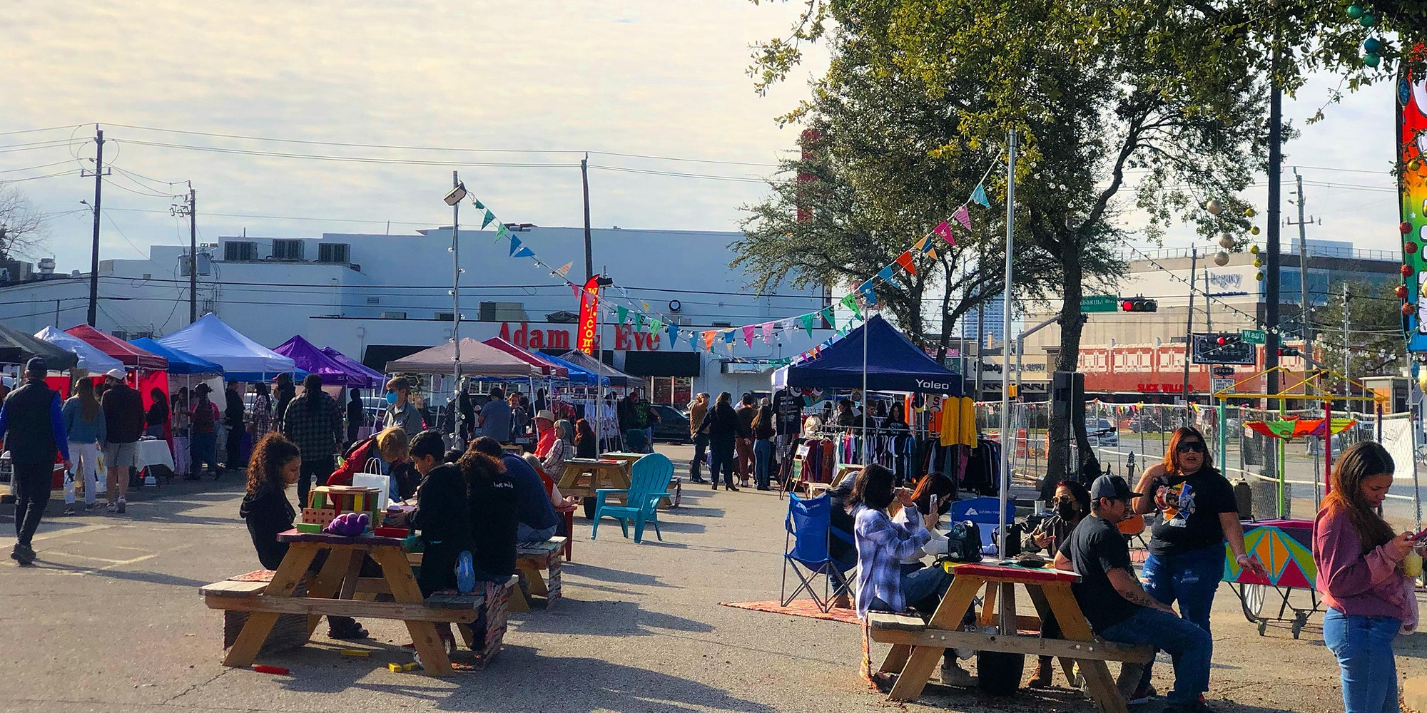 Weekend Wows at Montrose Marketplace The Art Fair Gallery